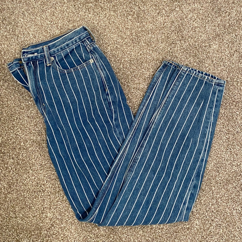 American Eagle White Stipe Mom Jeans Size 4